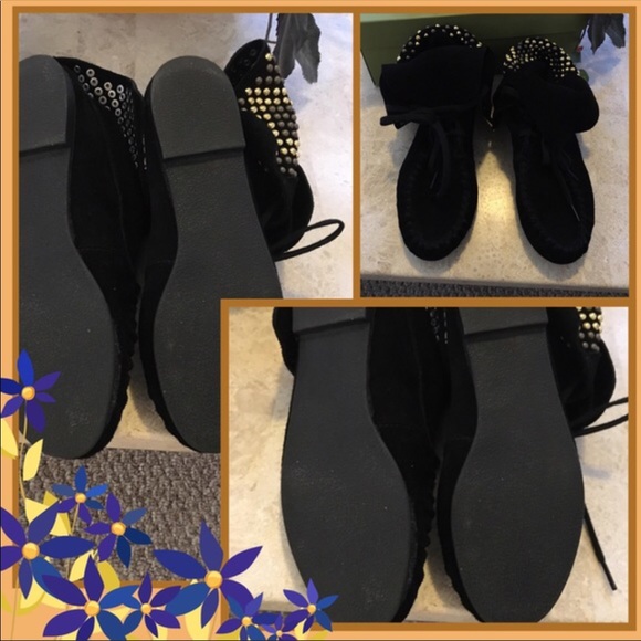 Brand new Booties 😍😍 - Picture 3 of 3